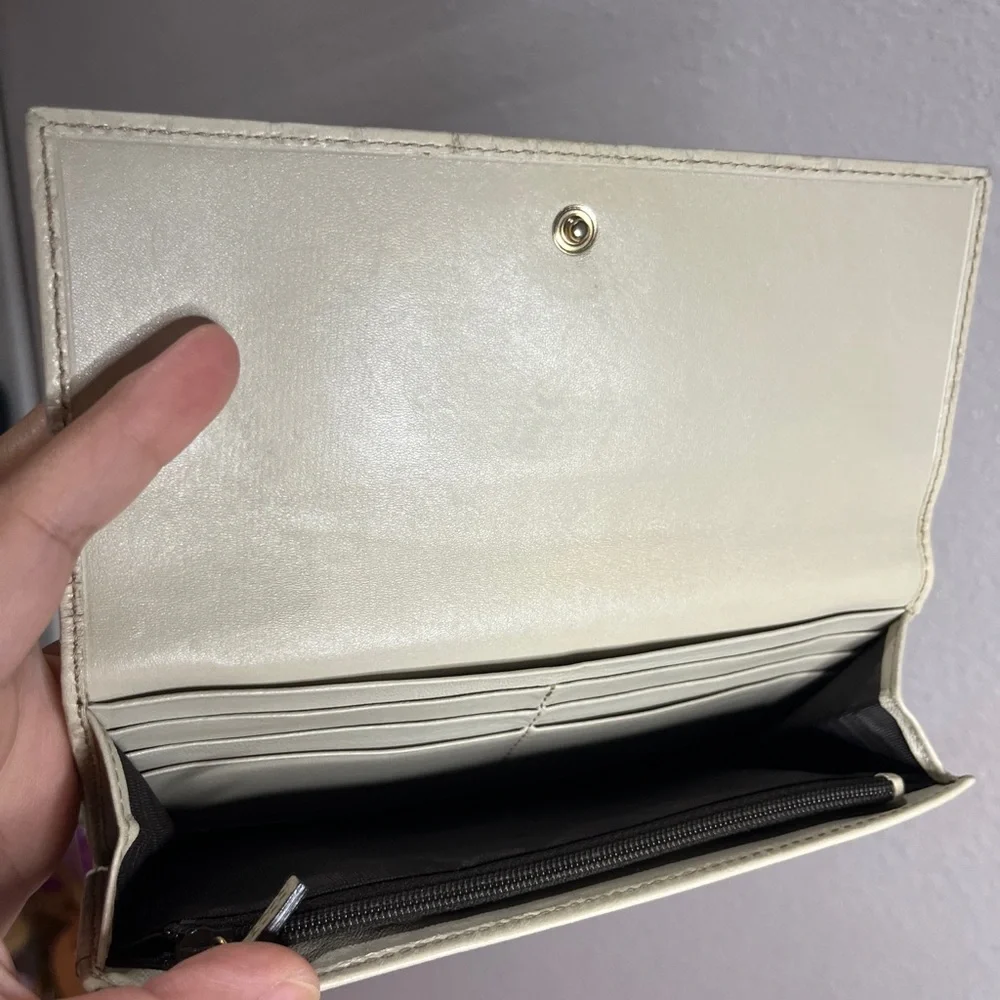 Gucci Long Wallet - Picture 3 of 7